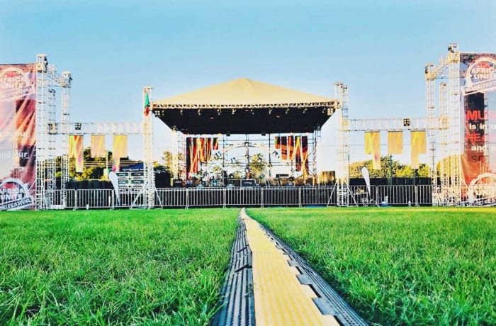 Music & Stage equipment image