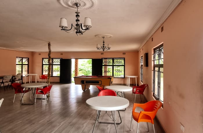 Cafes image