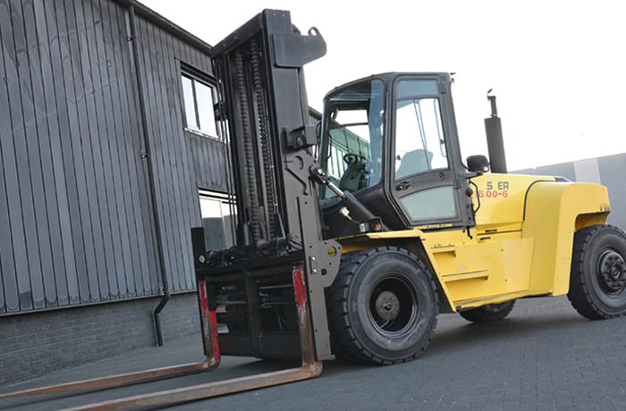 Warehouse vehicles image