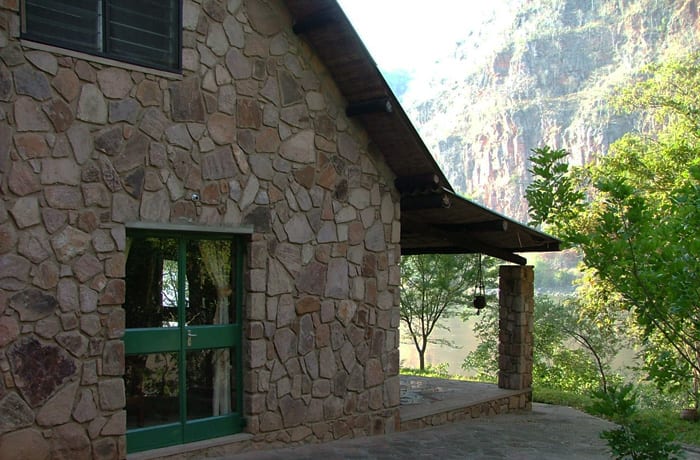 Safari lodges image