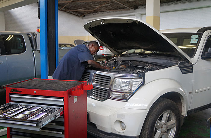 Car servicing & repairs image