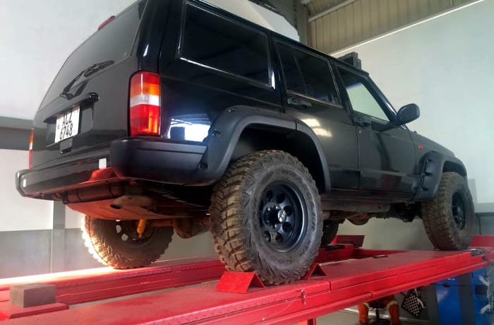 Auto fitment centres image