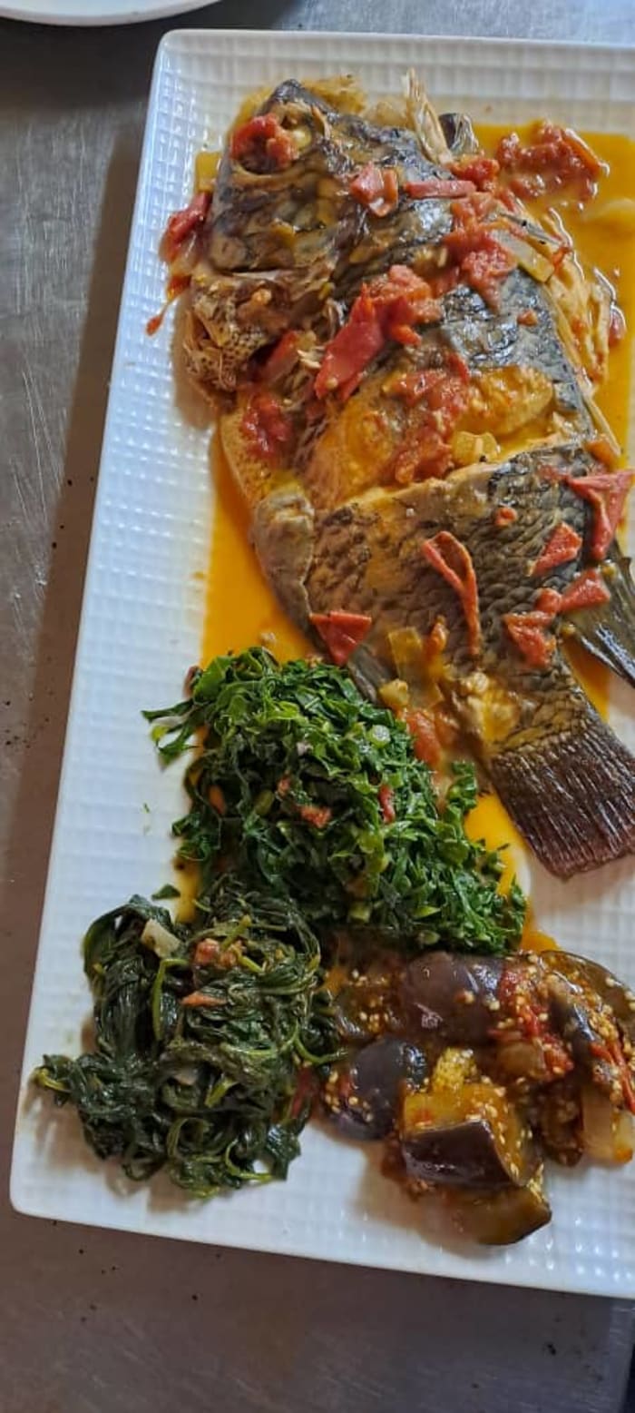 🍽️ Dine in Style at Kwithu Lodge Restaurant & Bar! 🍹