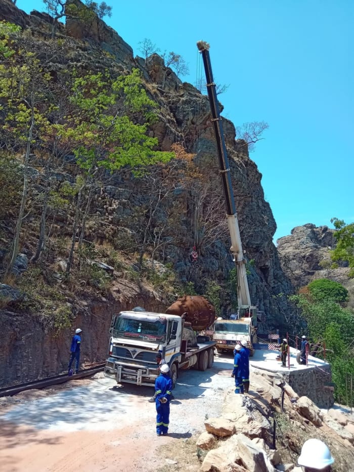 🚧 Mobile Cranes For Hire! 🚧