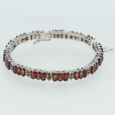 Silver chain linked red garnet bracelet image