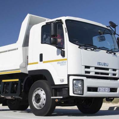 Isuzu  Heavy Commercial Trucks image