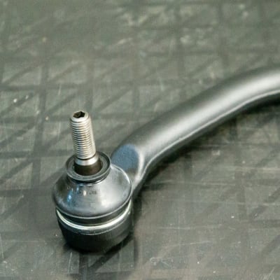 Nissan Tiida - Socket End  image