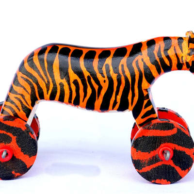 Hand painted wooden tiger image