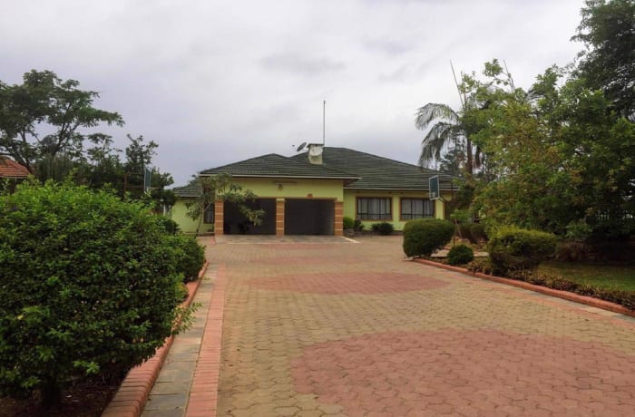 4 Bedroom House for Sale in Chudleigh  - $350,000