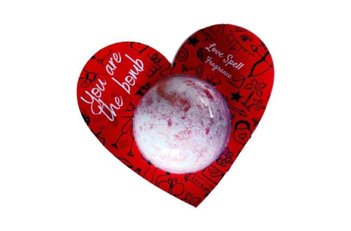 Love Spell Bath Bomb