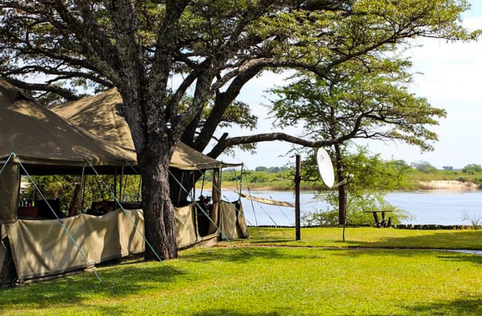 Safari camps image