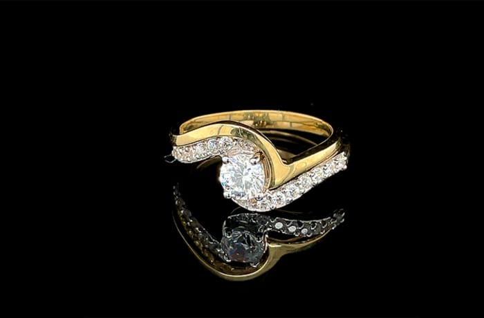 Crossover Bridal Set Gold Wedding Ring 