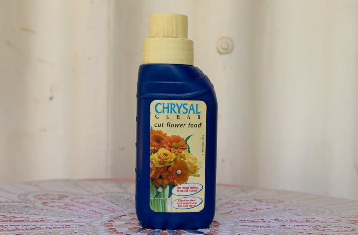 Chrysal Clearcut flower food