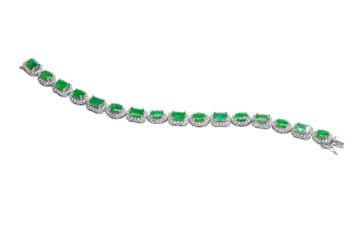 Eternity Collection  White Gold Emerald & Diamond Eternity Bracelet 