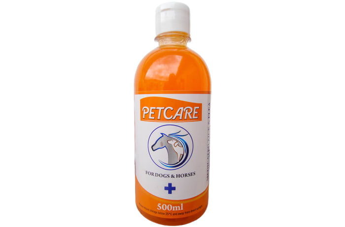 Petcare Medicated Tick Shampoo 