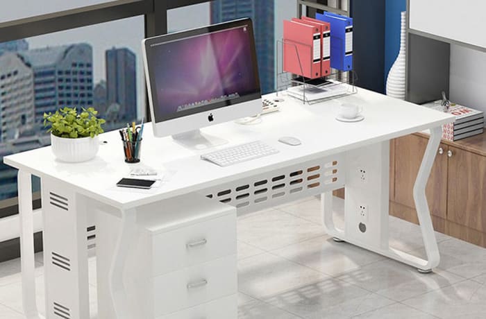 Simple single modern white desk 20181124 