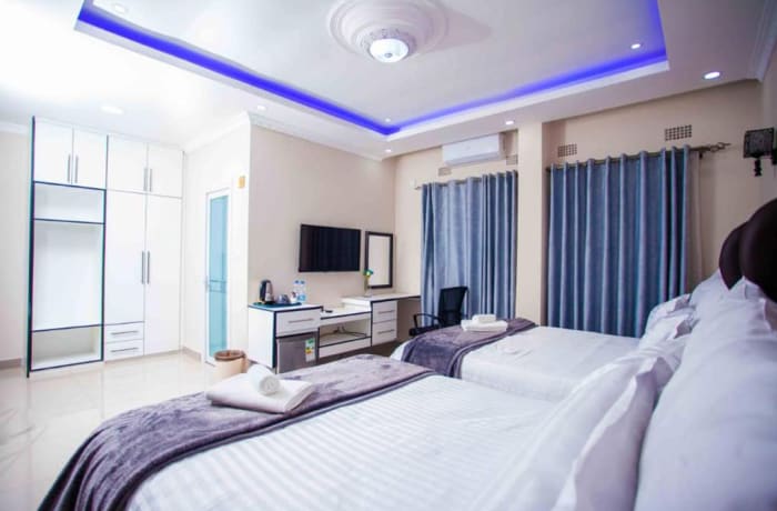  Twin Deluxe/Family Room - K1,400 per Night