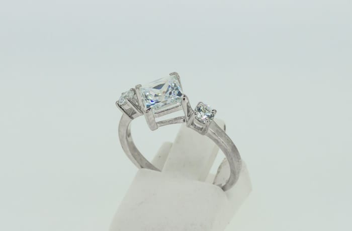 3-Crystal Princess  Silver Engagement Ring image