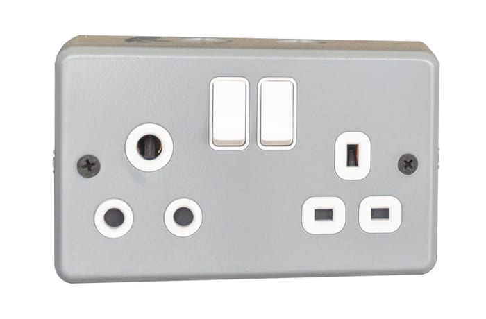 D and G type Sockets with switches image