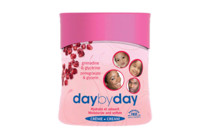 Day by Day Moisturizing Cream with Grenadine & Glycerine image