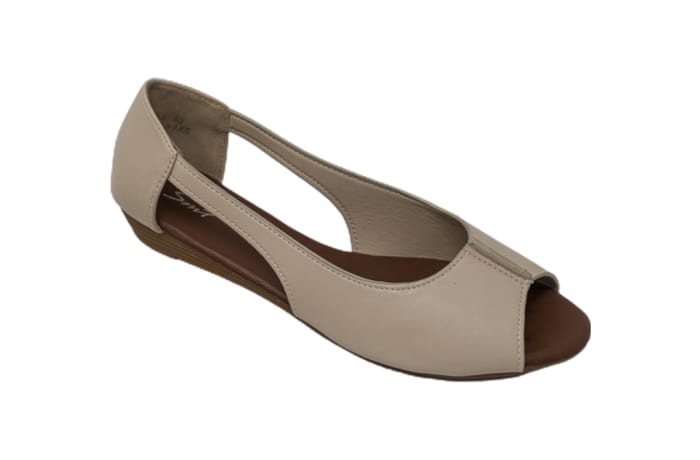 Woman's Flats  Open Toe Shoes  - Beige image