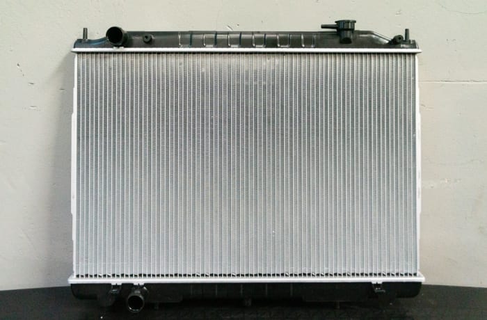 Nissan Hardbody YD25 - Radiator Assembly  image