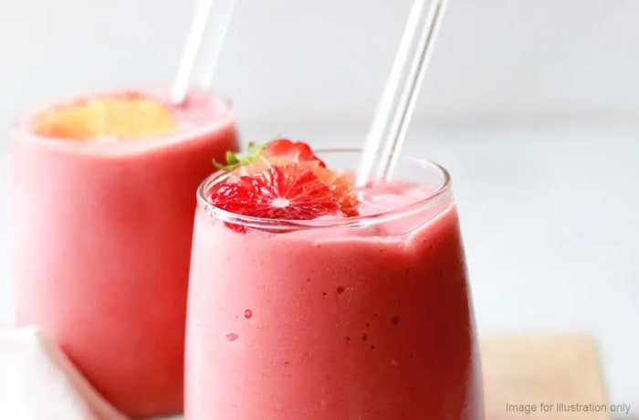 Strawberry Yoghurt Fruit Smoothie - K85 image