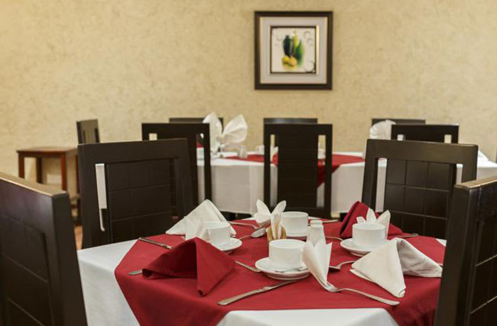 Casual dining restaurant - 0