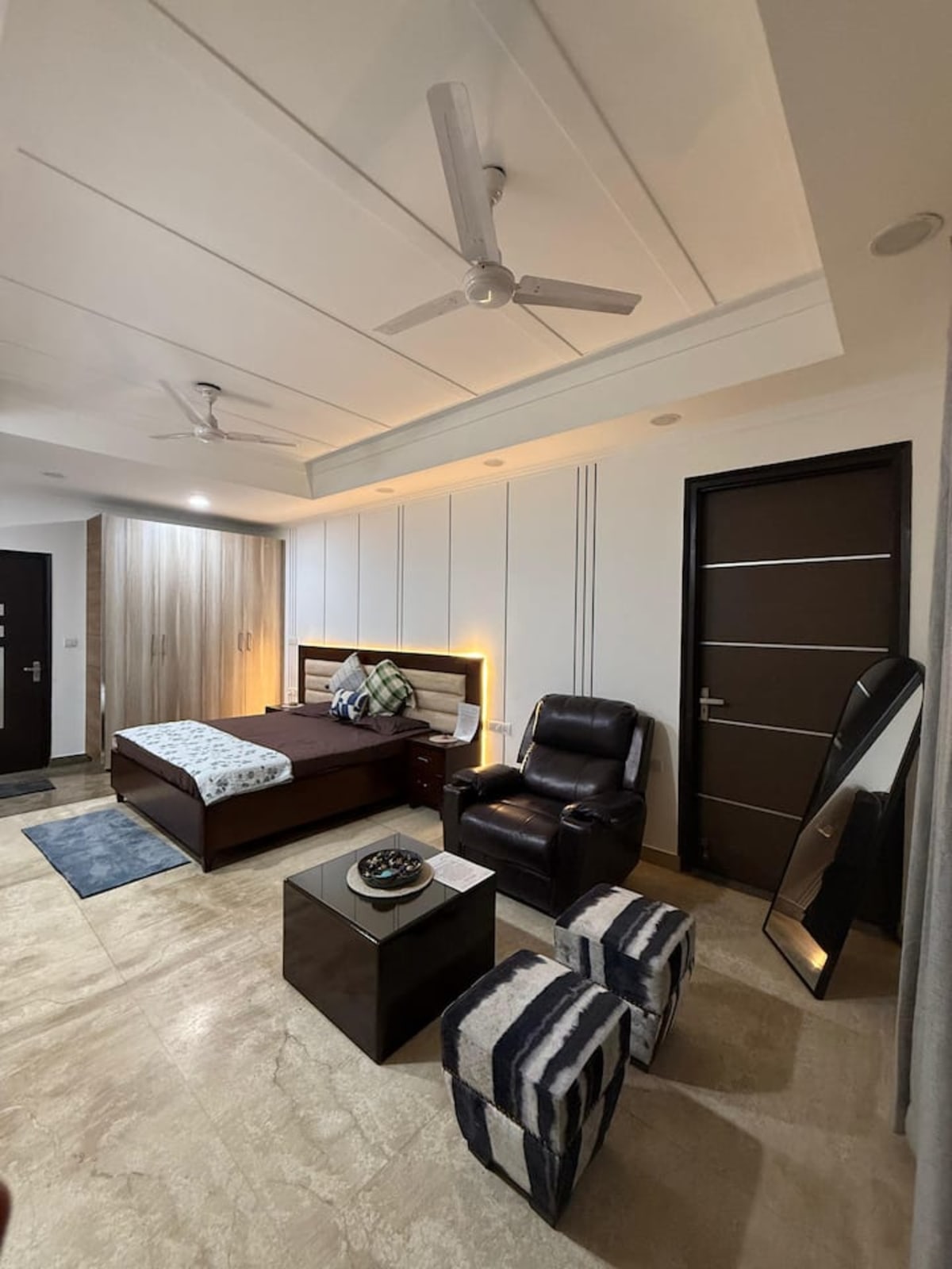 Linea Space — Studio in Vasant Kunj, South Delhi