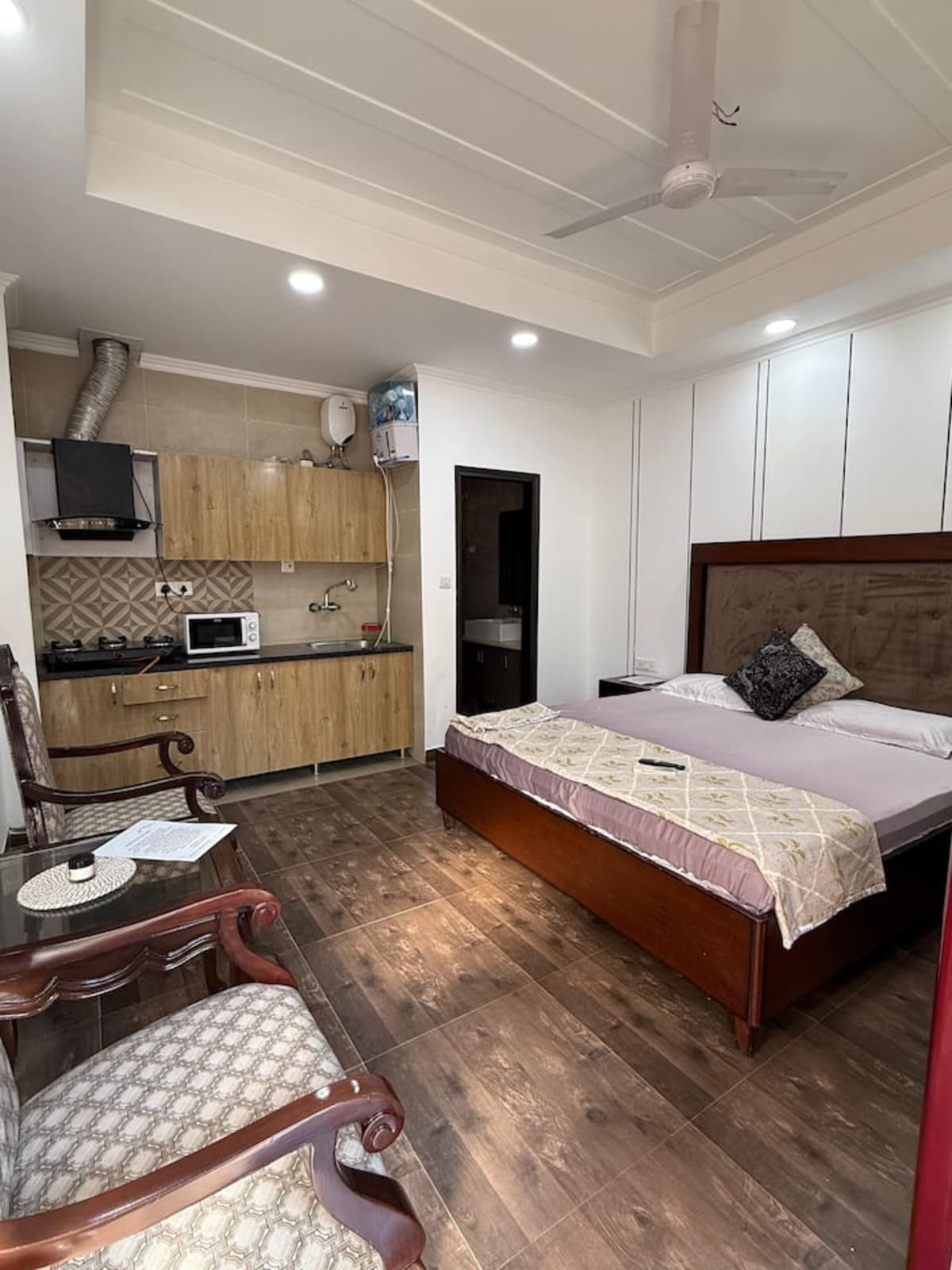 The Plainspace — Studio in Vasant Kunj, South Delhi