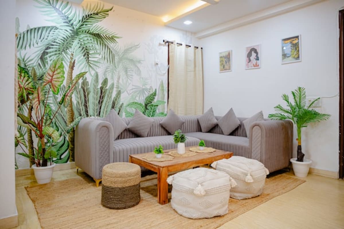 The Dhan Mill Hideaway — Apartment in Chattarpur, South Delhi