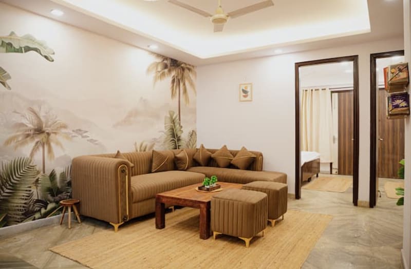 Colorway Haven — Apartment in Chattarpur, South Delhi (photo 2)
