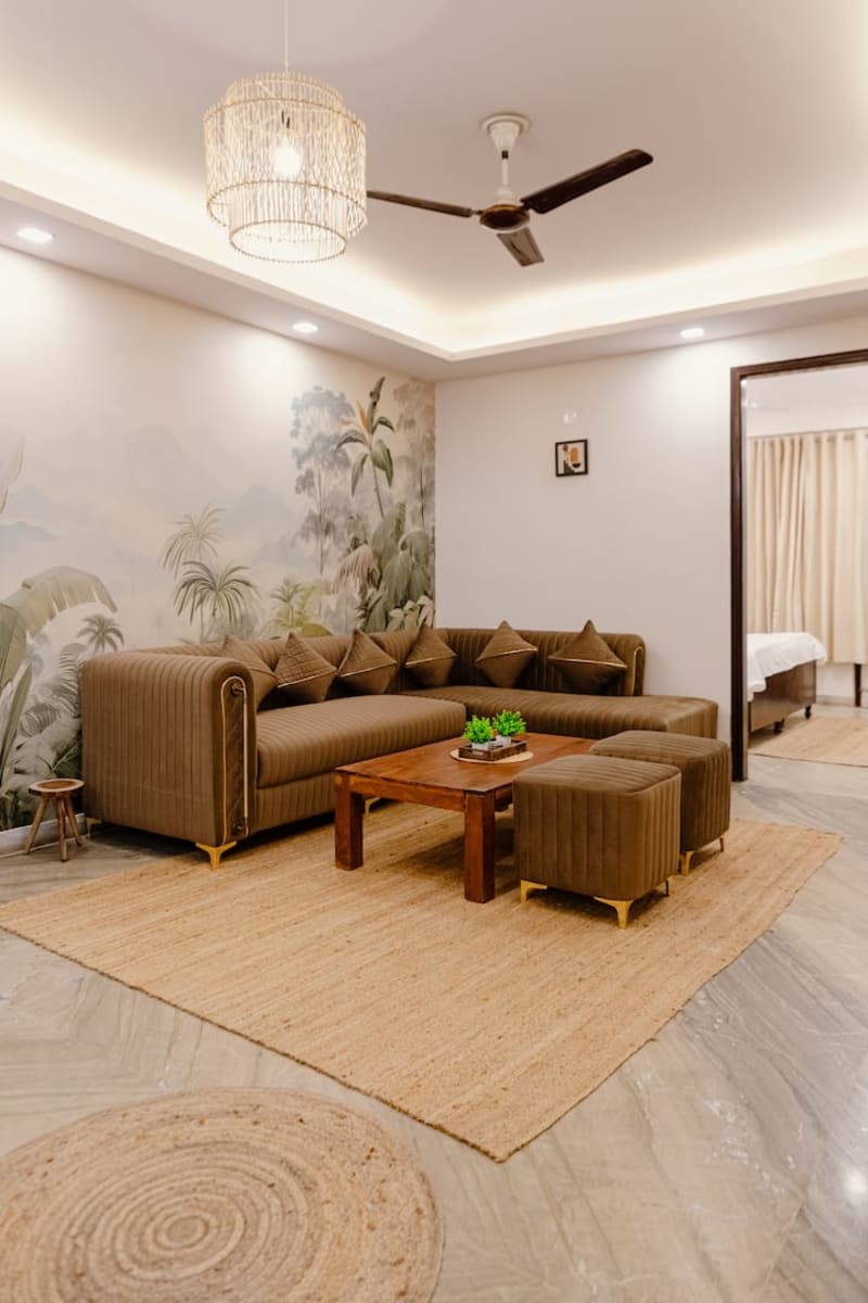 Haven Tropica — Apartment in Chattarpur, South Delhi