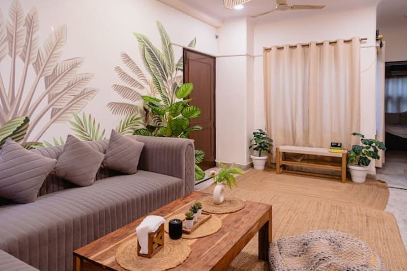Citadel Calm — Apartment in Hauz Khas, South Delhi (photo 2)