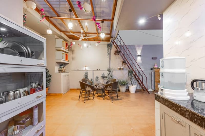 Penthouse Pair – Noor & Nivara — Penthouse in Cr Park, South Delhi (photo 5)