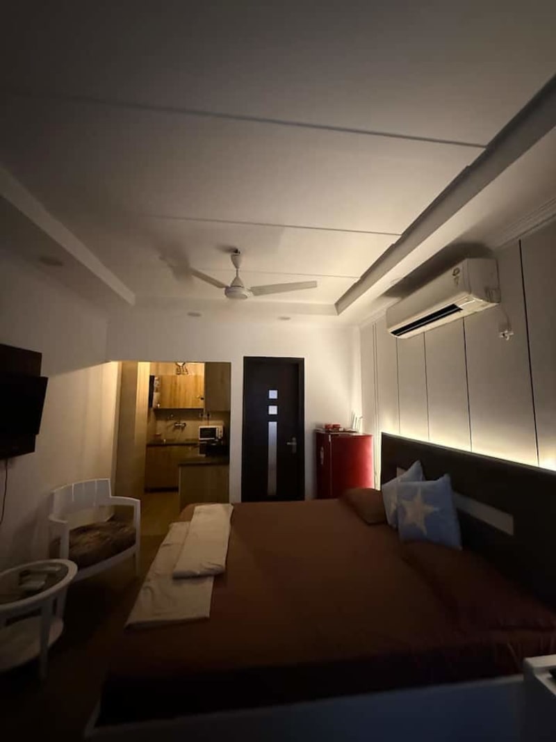The Quiet Form — Studio in Vasant Kunj, South Delhi (photo 3)