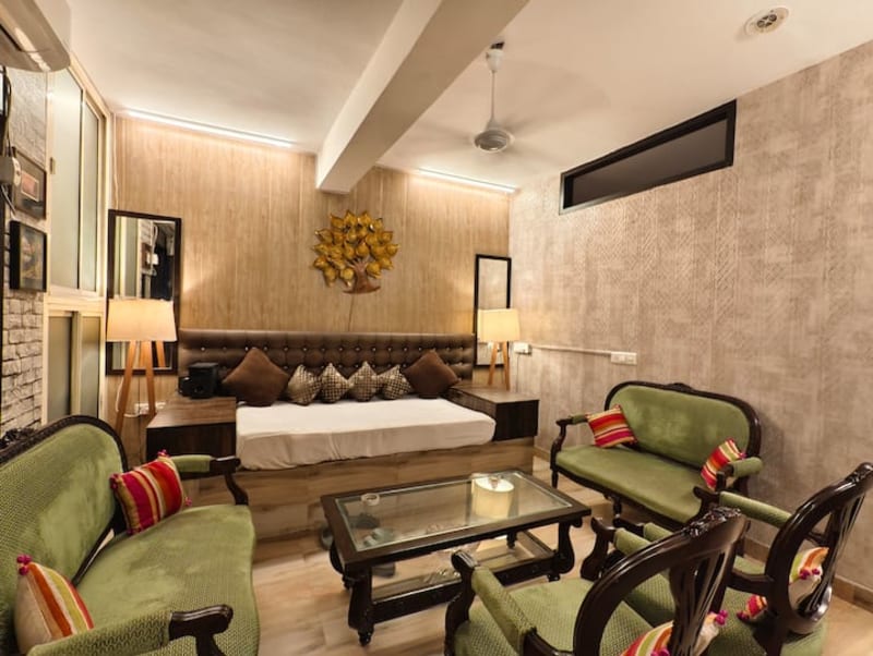 Nest & Light — Apartment in Malviya Nagar, South Delhi