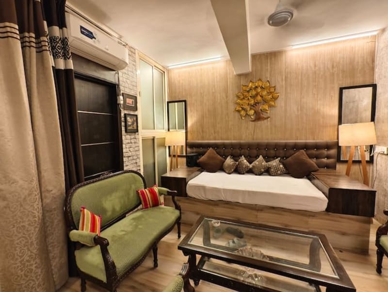 Nest & Light — Apartment in Malviya Nagar, South Delhi (photo 2)