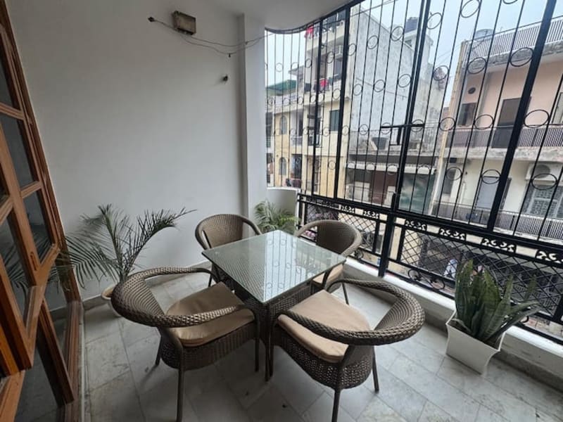 The Central Abode — Apartment in Lajpat Nagar, South Delhi (photo 5)
