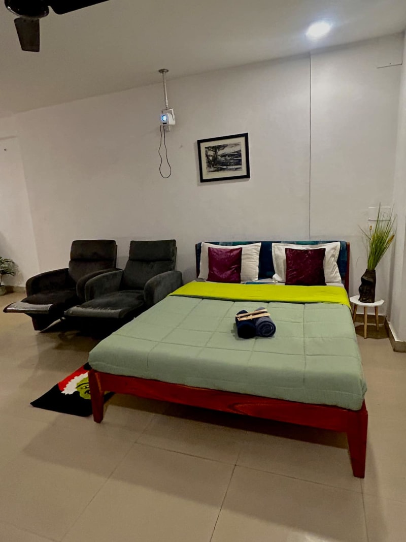 Reel & Relax — Studio in Mehrauli, South Delhi (photo 2)