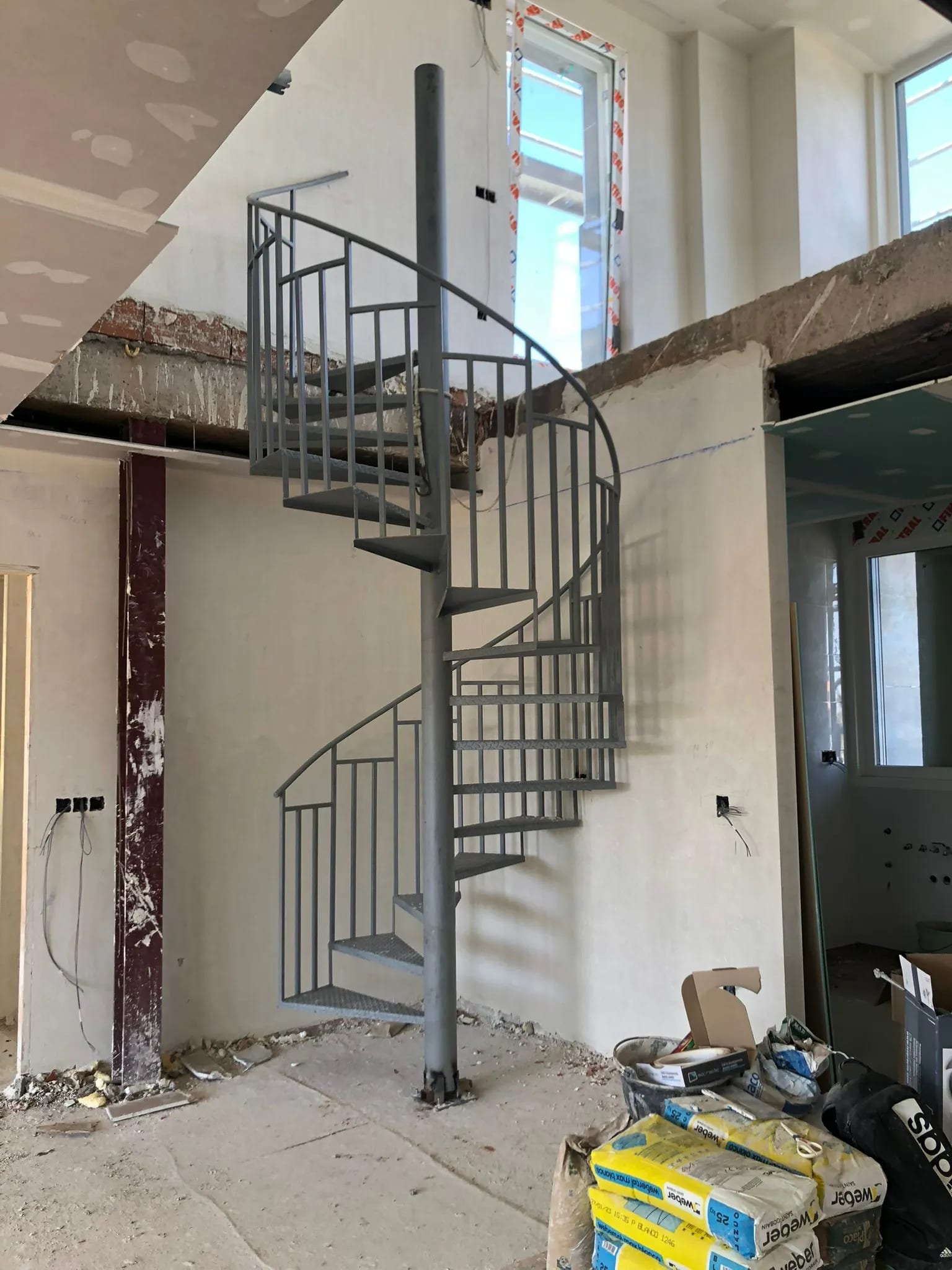 Escalera Metálica a Medida