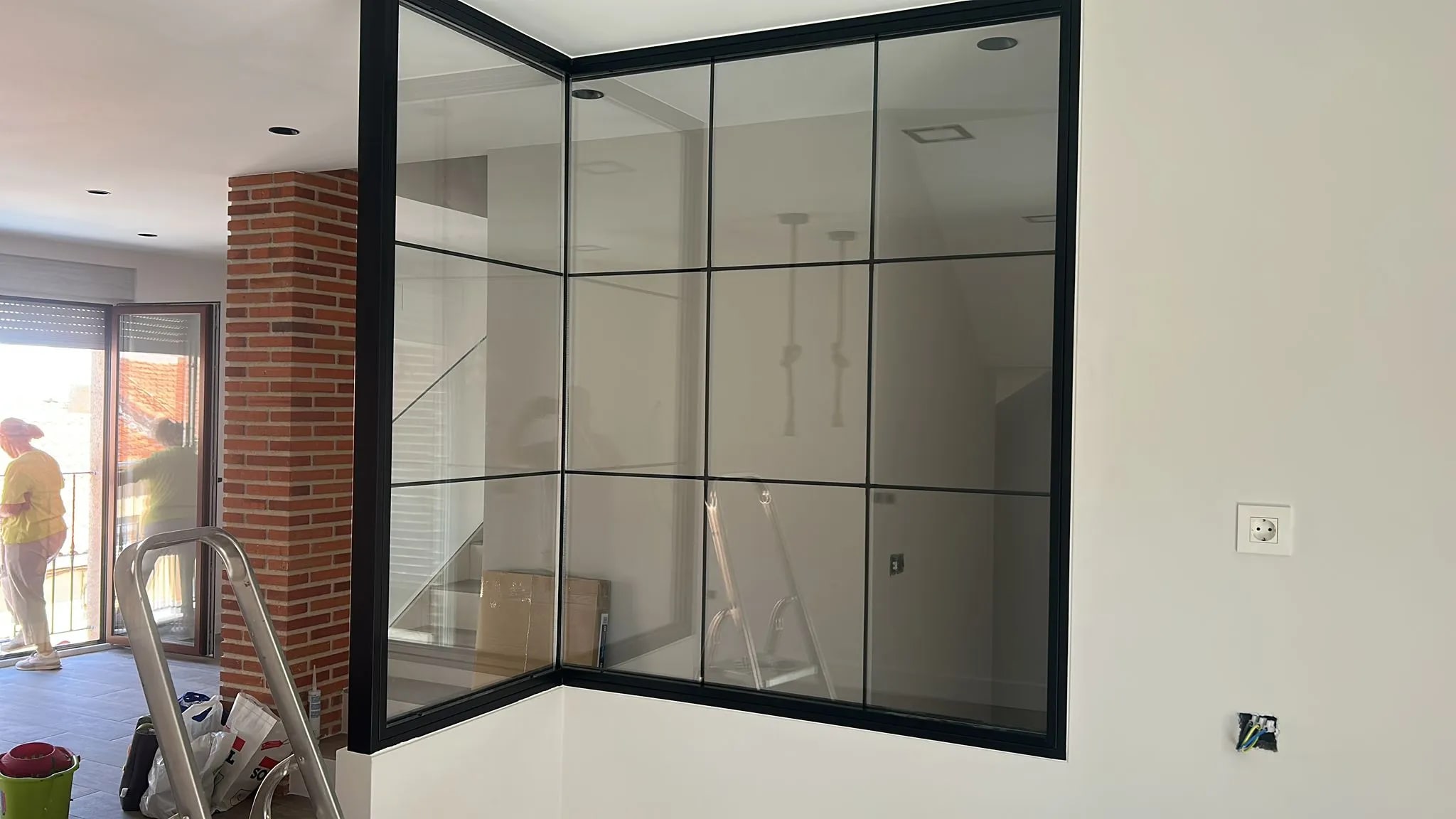 Cerramiento Interior Minimalista
