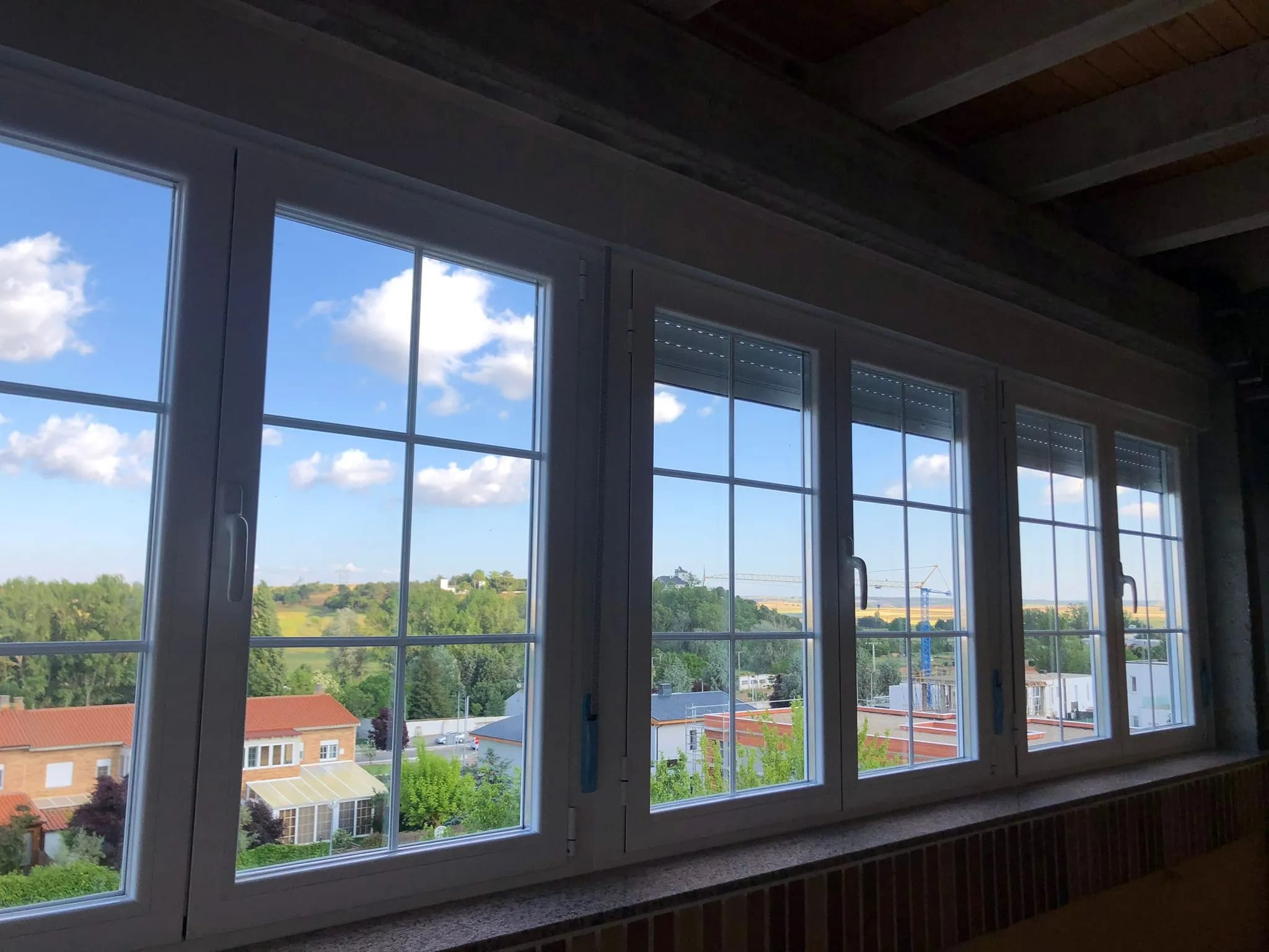 Ventana Oscilobatiente en Aluminio
