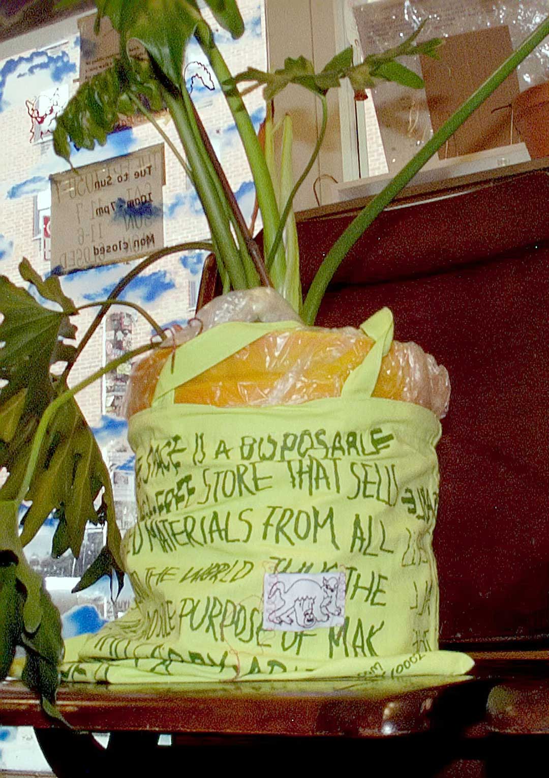 Package-Free mentol tote, view 1