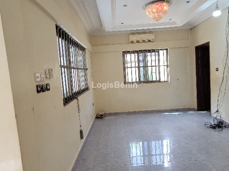 3 Chambres salon sanitaire à supermarché Éléfan, Abomey-Calavi