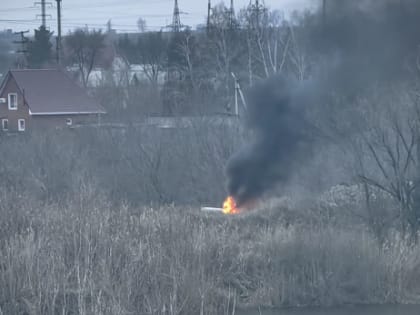 В Сызрани загорелся автомобиль