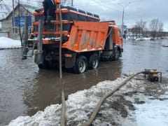 (фото) В Тольятти работают над ликвидацией оставшихся подтоплений