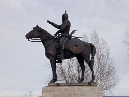 В Ширяеве установили памятник основателю Волжской Булгарии