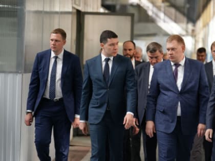 Развитие промышленности в Самарской области: визит министра торговли и промышленности РФ