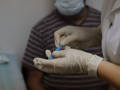 Более миллиона жителей Самарской области сделали прививки от гриппа